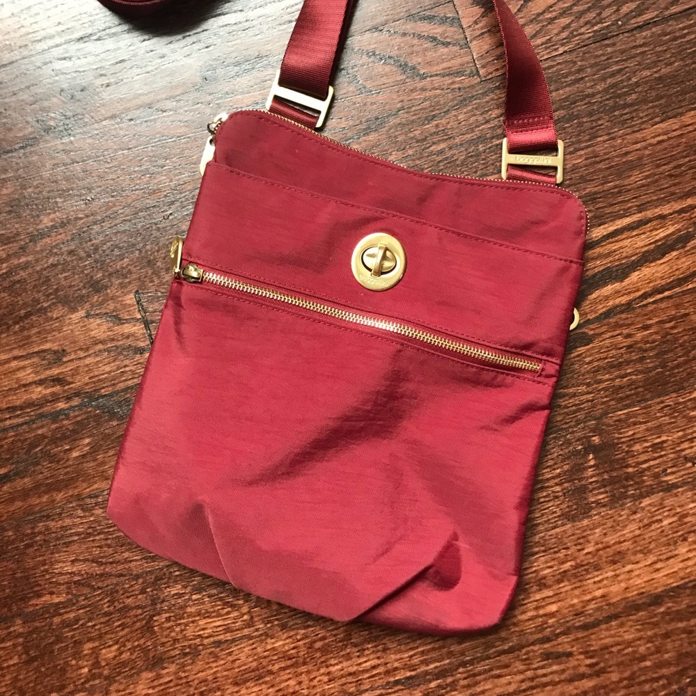 Burgundy Baggallini Like New Condition